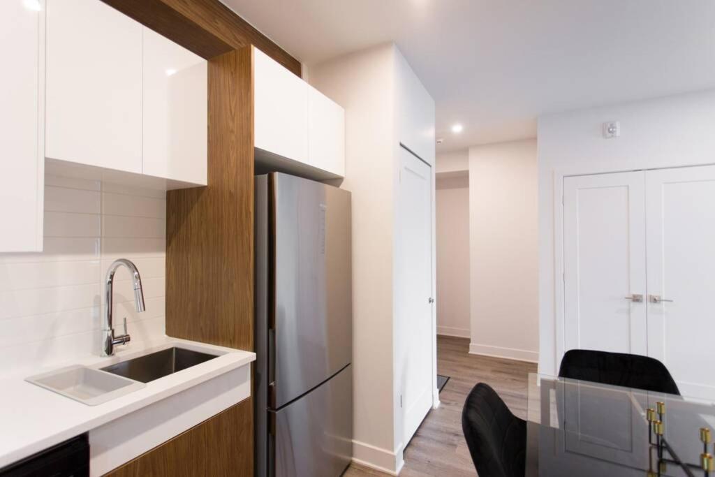 Live Like A Local In This Superb Loft By Den Stays Montréal Dış mekan fotoğraf